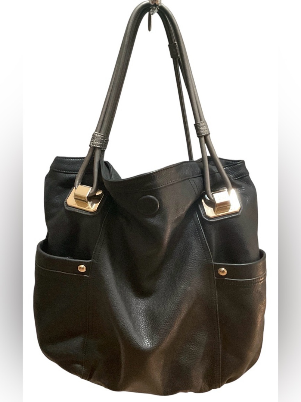 B Makowsky Pebbled Leather Magnetic Close Purse Handbag Black/Gray Double Handle